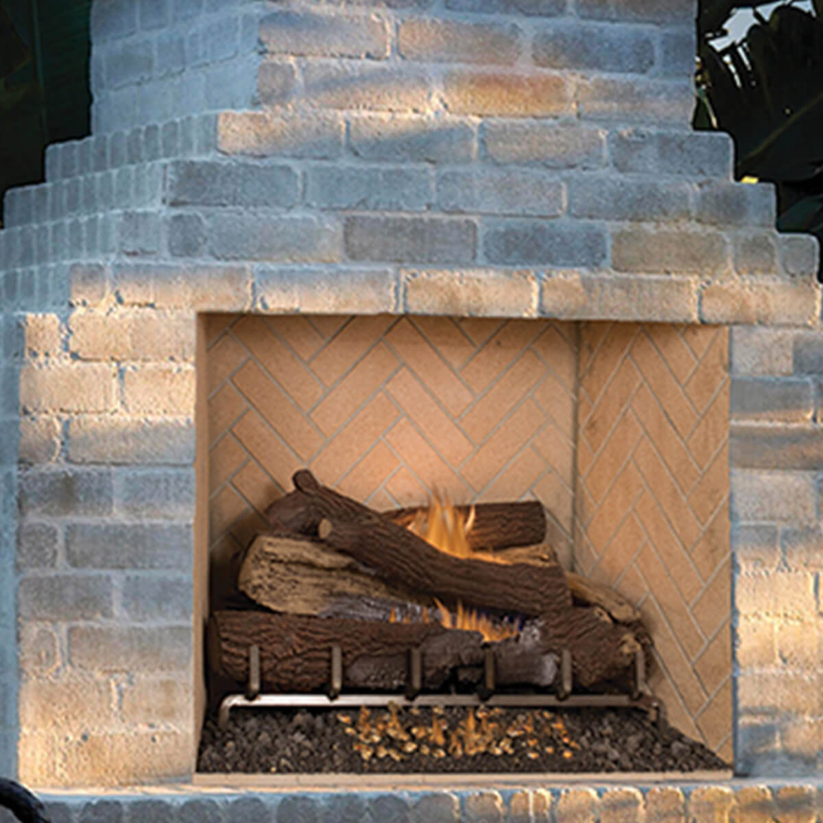 1200x1200-astria-grand-meridian-wood-fireplace2